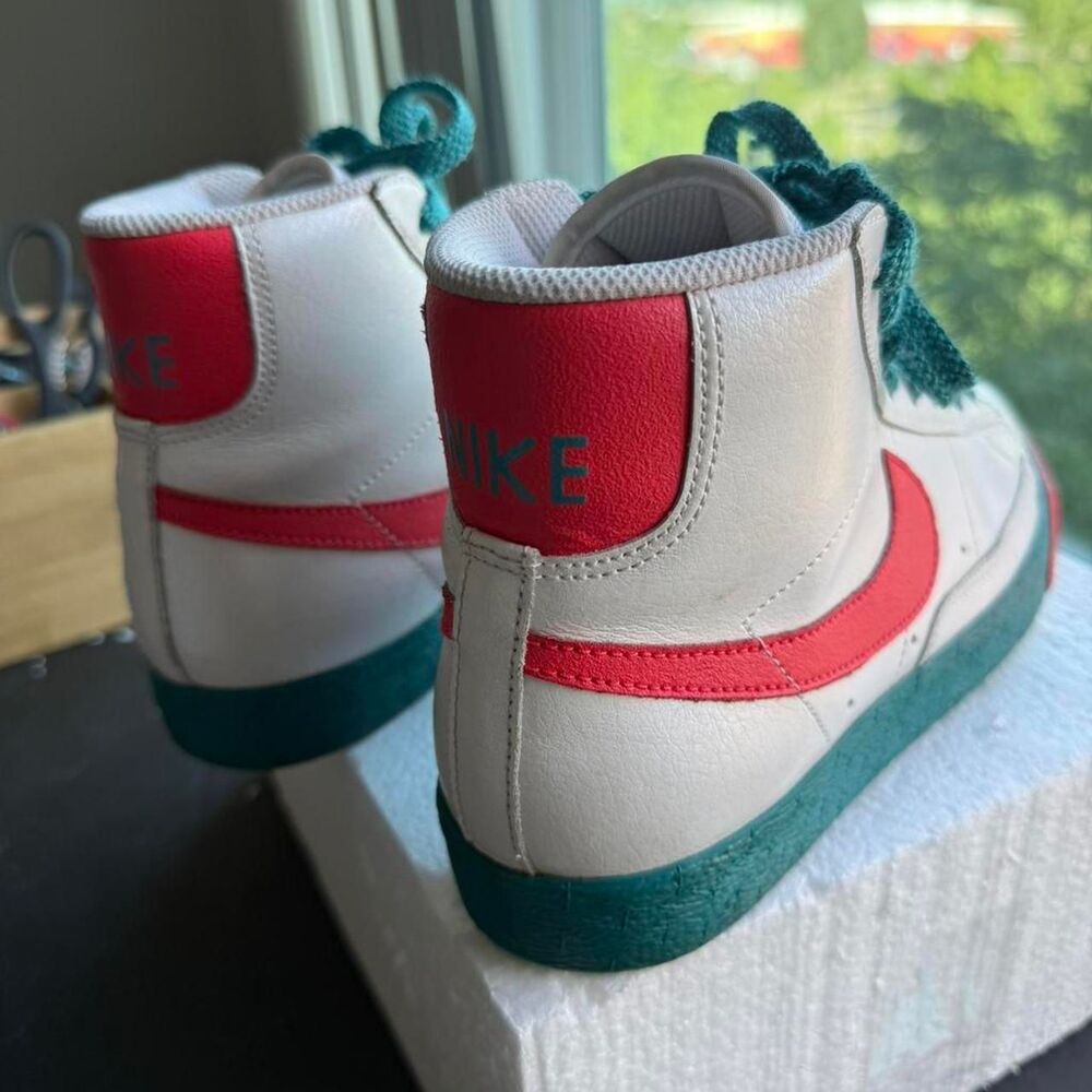 Nike Women's multi Trainers - Picture 7 of 8